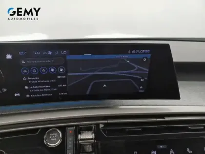 Photo 14 Peugeot 5008  Hybrid 145 e-DCS6