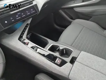 Photo 16 Peugeot 5008  Hybrid 145 e-DCS6