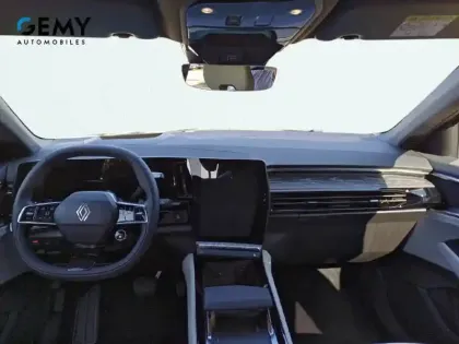 Photo 7 Renault Espace  E-Tech full hybrid 200 GSR2