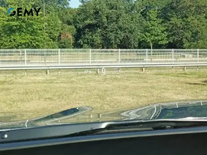 Photo 13 Renault Espace  E-Tech full hybrid 200 GSR2