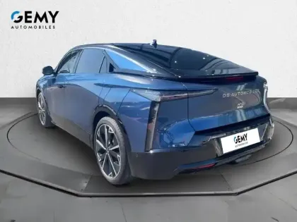 Photo 52 DS DS 8 DS N°8 350 ch AWD Long Range