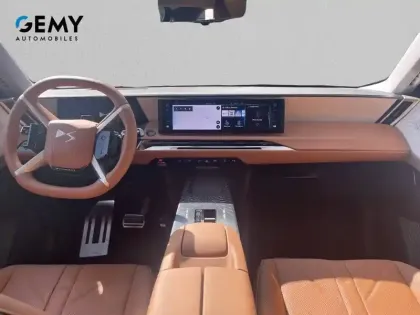 Photo 7 DS DS 8 DS N°8 350 ch AWD Long Range