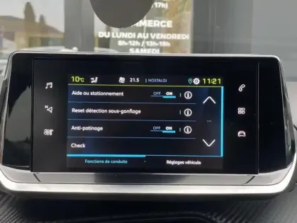 Photo 11 Peugeot 208 II Electrique 136ch Style