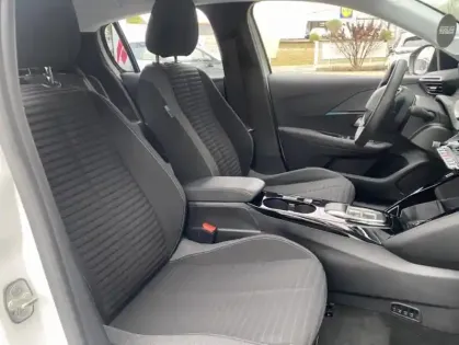 Photo 20 Peugeot 208 II Electrique 136ch Style