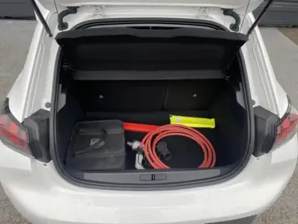 Photo 14 Peugeot 208 II Electrique 136ch Style