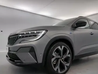 Photo 30 Renault Espace VI E-Tech full hybrid 200 GSR2 esprit Alpine