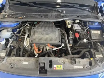 Photo 8 Opel Corsa  -e 136ch GS Line