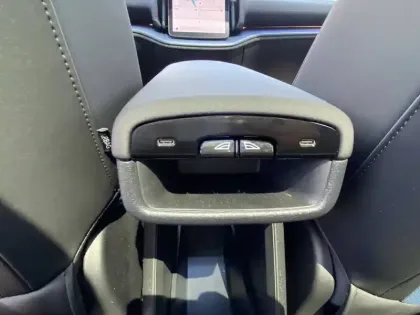 Photo 12 Volvo Ex30  Single Extended Range 272 ch 1EDT