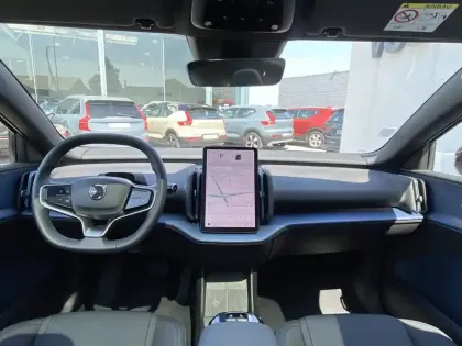 Photo 13 Volvo Ex30  Single Extended Range 272 ch 1EDT