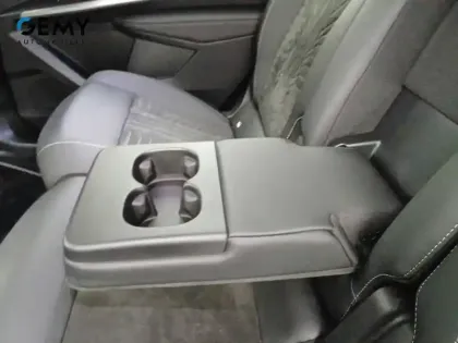 Photo 92 Peugeot 5008  Hybrid 145 e-DCS6