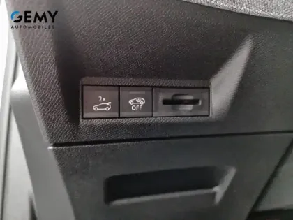 Photo 96 Peugeot 5008  Hybrid 145 e-DCS6