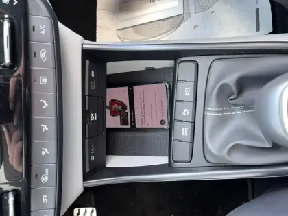 Photo 12 Hyundai Bayon  1.0 T-GDi 100 Hybrid 48V