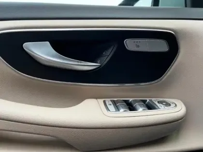 Photo 16 Mercedes Marco Polo 300 d 239ch 9G-Tronic 4Matic E6dM