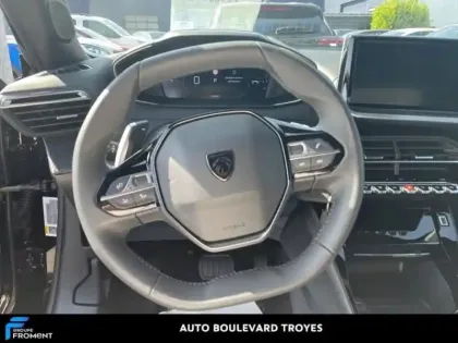 Photo 8 Peugeot 2008  1.2 PureTech 130ch S&S Allure EAT8