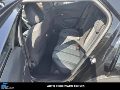 Photo 11 Peugeot 2008  1.2 PureTech 130ch S&S Allure EAT8