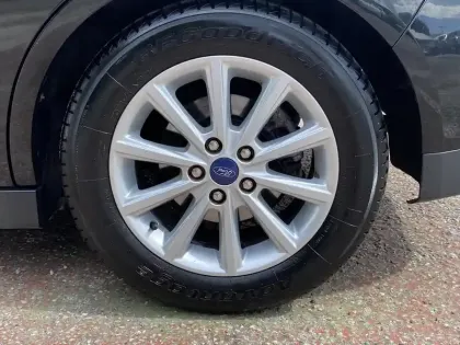 Photo 24 Ford C-Max  1.0 EcoBoost 125 S&S