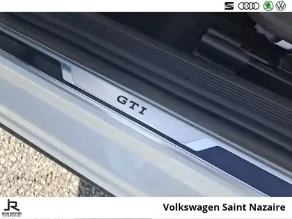 Photo 34 Volkswagen Polo  2.0 TSI 207 S&S DSG7