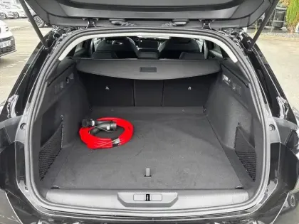 Photo 27 Peugeot 308  SW Electrique 54 kWh 156ch