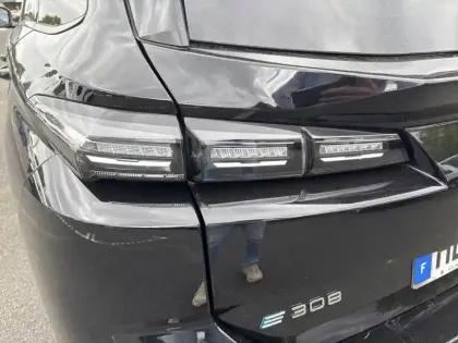Photo 38 Peugeot 308  SW Electrique 54 kWh 156ch