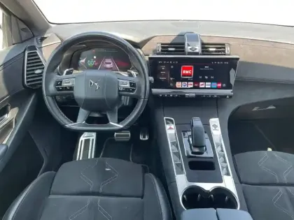 Photo 35 DS DS 7  Hybride Rechargeable E-Tense 225 EAT8