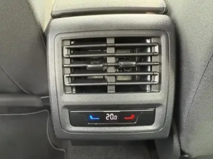 Photo 12 Volkswagen Golf  1.0 TSI OPF 110ch Life Plus