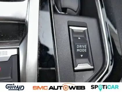 Photo 23 Peugeot 3008  Hybrid 225 e-EAT8