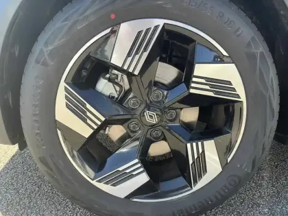 Photo 15 Renault Symbioz  E-Tech full hybrid 145