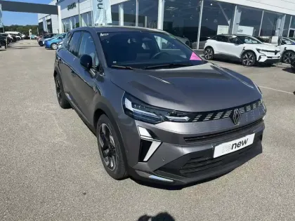 Photo 5 Renault Symbioz  E-Tech full hybrid 145