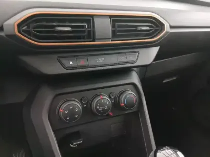 Photo 14 Dacia Sandero ECO-G 100 Stepway Essential