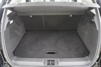 Photo 21 Renault Captur TCe 130 EDC FAP Initiale Paris