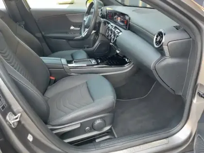 Photo 3 Mercedes Classe A 250 e Hybrid EQ Progressive Line