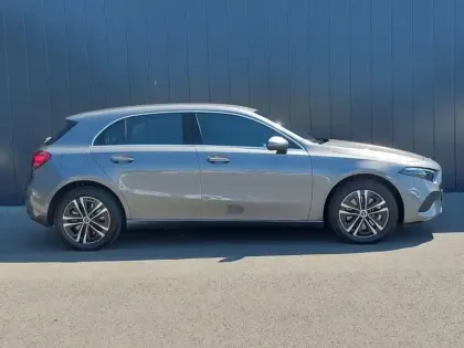 Photo 5 Mercedes Classe A 250 e Hybrid EQ Progressive Line