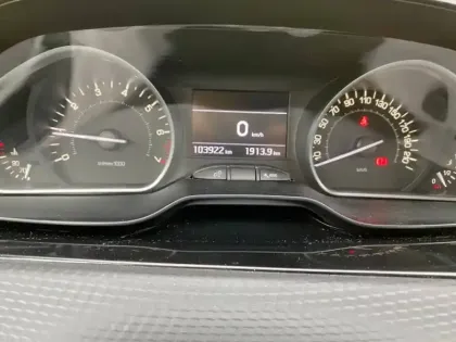 Photo 7 Peugeot 208  1.2 110ch Allure S&S 3p