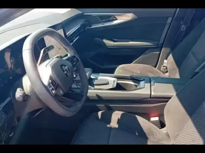 Photo 9 Renault Austral  1.2 E-Tech full hybrid 200ch Techno esprit Alpine - 24