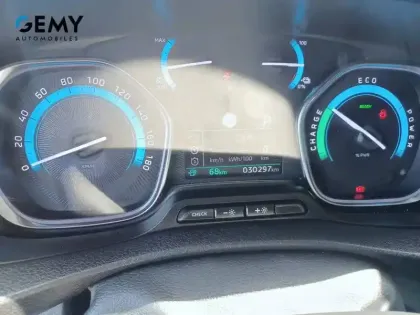 Photo 15 Peugeot Expert  FGN TOLE STANDARD ELECTRIQUE 50KWH 136