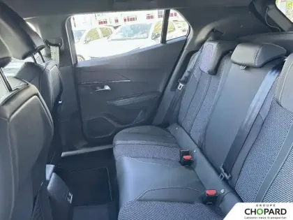 Photo 20 Peugeot 2008  Hybrid 136 e-DCS6