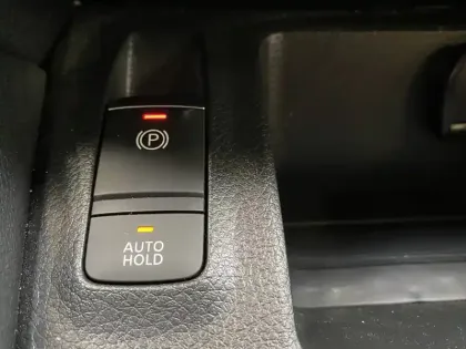 Photo 38 Nissan Qashqai  1.3 DIG-T 140