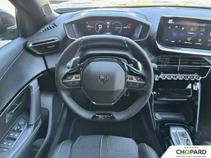 Photo 17 Peugeot 2008  Hybrid 136 e-DCS6