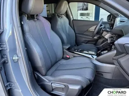 Photo 14 Peugeot 2008  Hybrid 136 e-DCS6