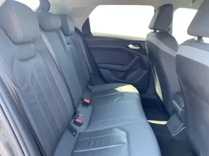 Photo 33 Audi A1  Sportback 30 TFSI 110 ch S tronic 7