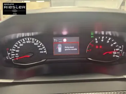 Photo 9 Peugeot 2008  PureTech 130 S&S BVM6