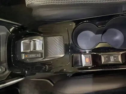 Photo 12 Peugeot 2008  PureTech 130 S&S EAT8