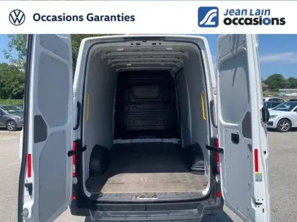 Photo 53 Volkswagen Crafter  VAN 35 L4H3 2.0 TDI 140 CH BVA