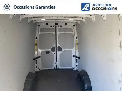 Photo 32 Volkswagen Crafter  VAN 35 L4H3 2.0 TDI 140 CH BVA