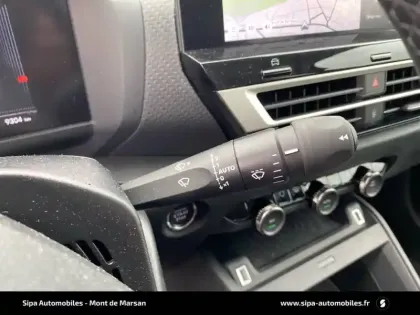 Photo 51 Citroën C4  Hybride 136 e-DCS6