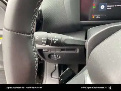 Photo 81 Citroën C4  Hybride 136 e-DCS6