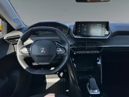 Photo 10 Peugeot 208  e- 136ch Active