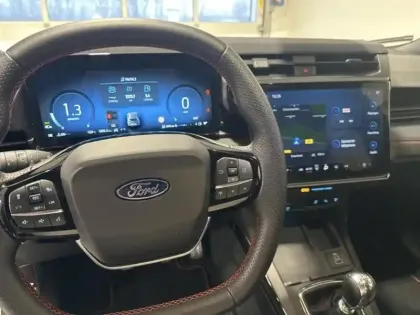 Photo 13 Ford Puma  1.0 EcoBoost Hybrid 125ch ST-Line S&S