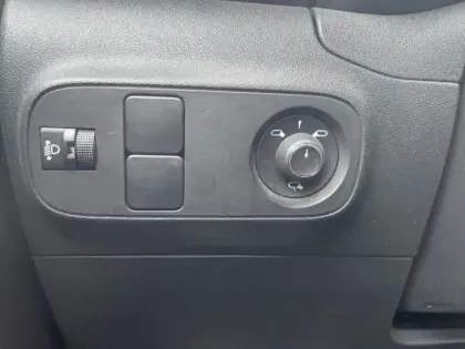 Photo 12 Citroën C3  1.2 PureTech 83ch S&S Feel Pack