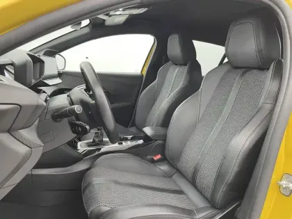 Photo 13 Peugeot 208  PureTech 100 S&S BVM6